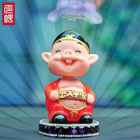 創(chuàng)意車(chē)載小和尚 一款有靈魂的汽車(chē)擺件
